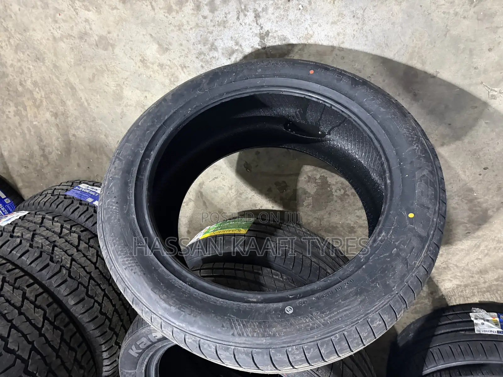 285/45r20 Kapsen Tyre
