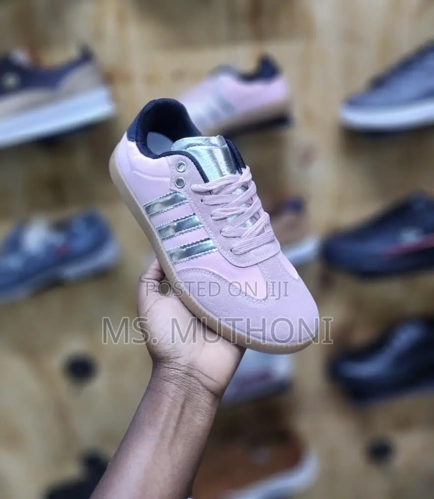 Ladies / Girls Retro Style Sneakers Size 35-42