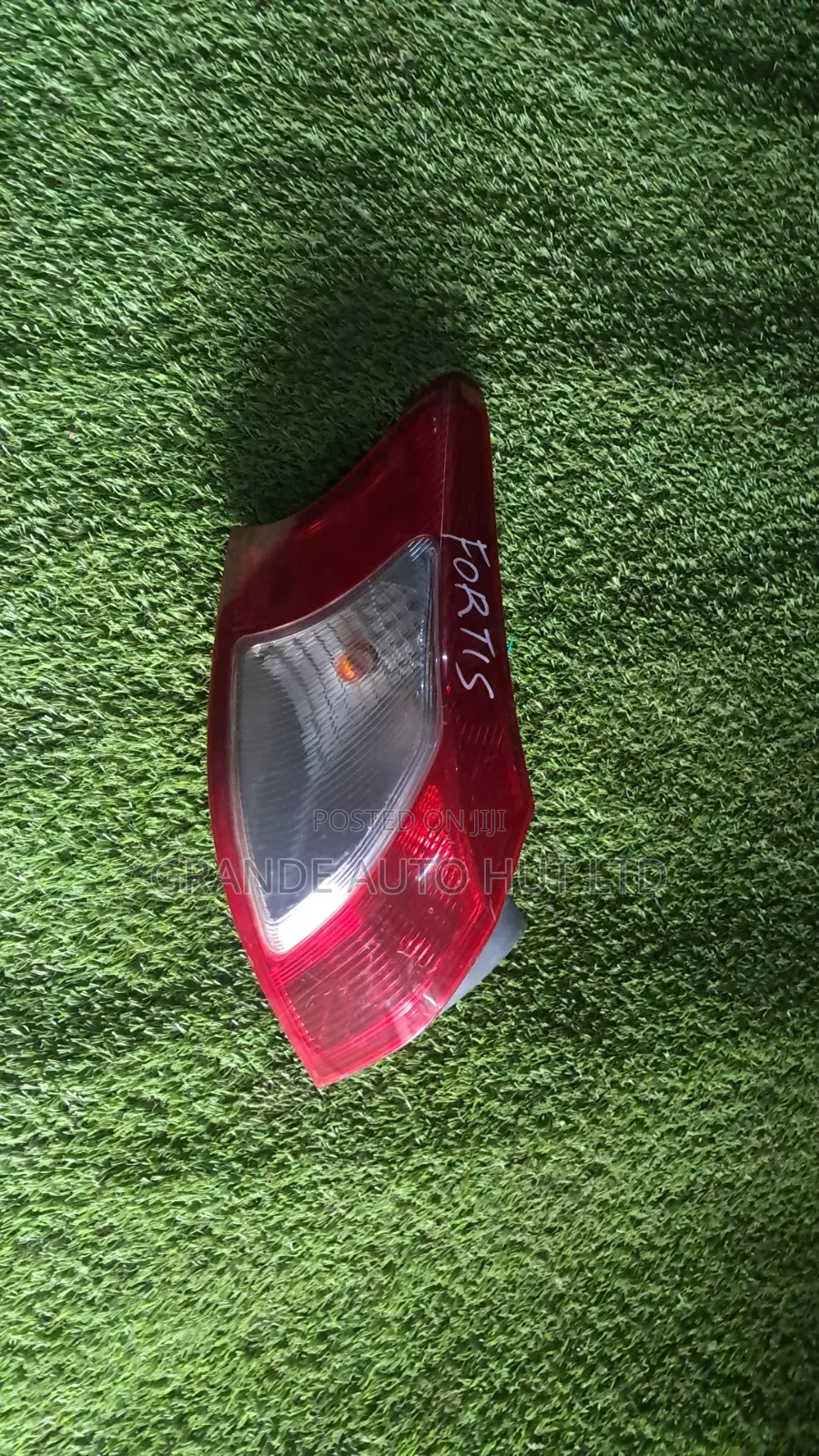 Mistubishi Fortis Taillight