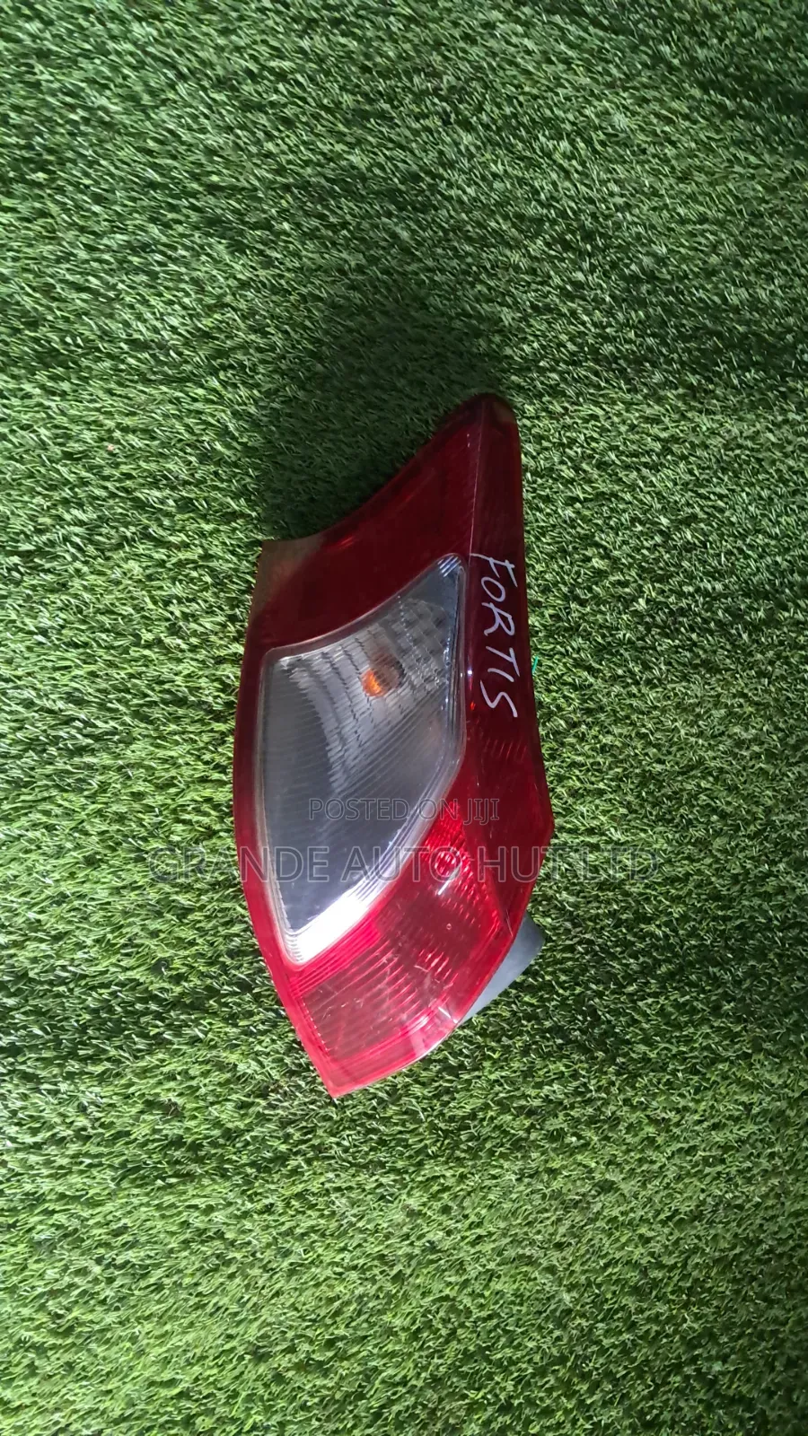 Mistubishi Fortis Taillight