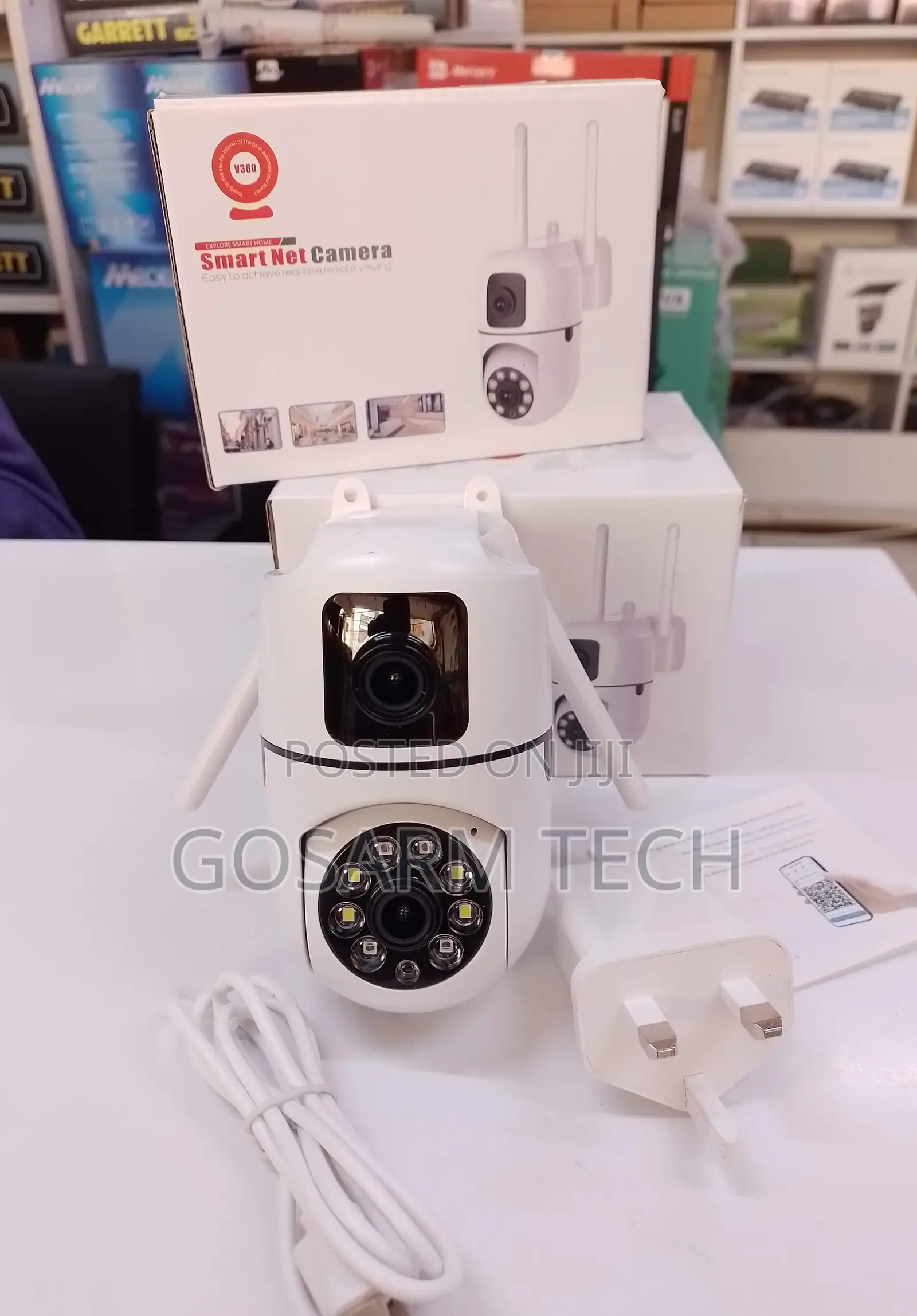 Wireless Wall Mount Dual Lens AC PTZ Camera