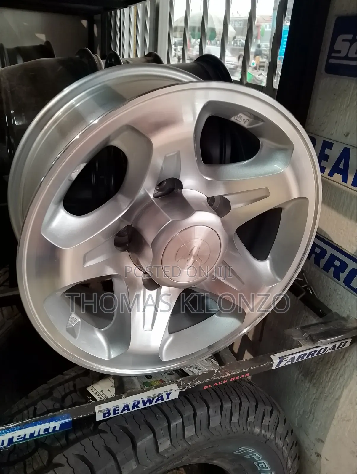 Size 16 Landcruiser 79 4* 4 Sports Rims