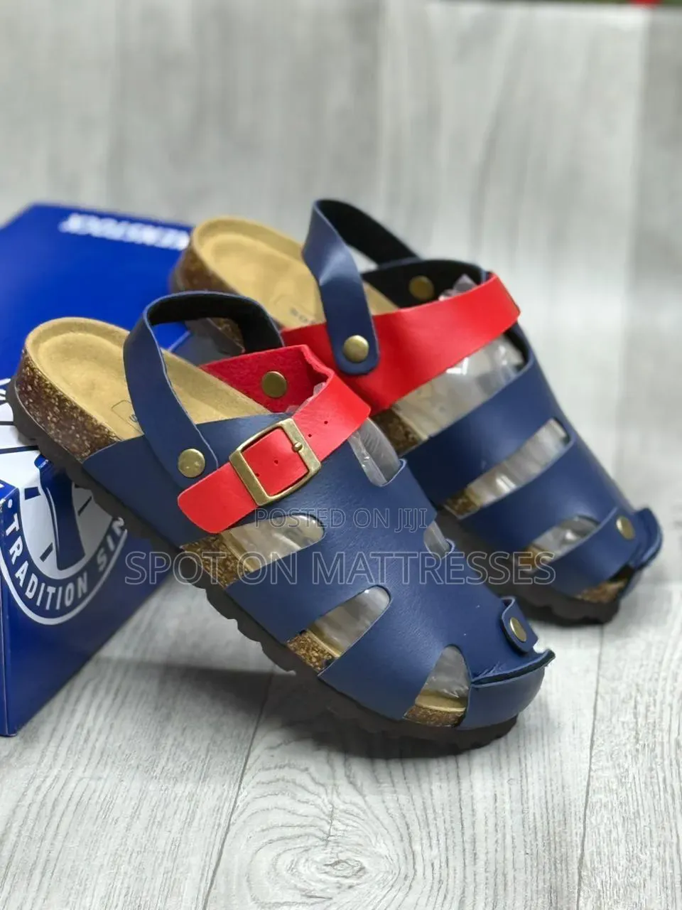 Hurry! Quality Sandals Unisex. Colour Black/Blue/White/Brown/Pink