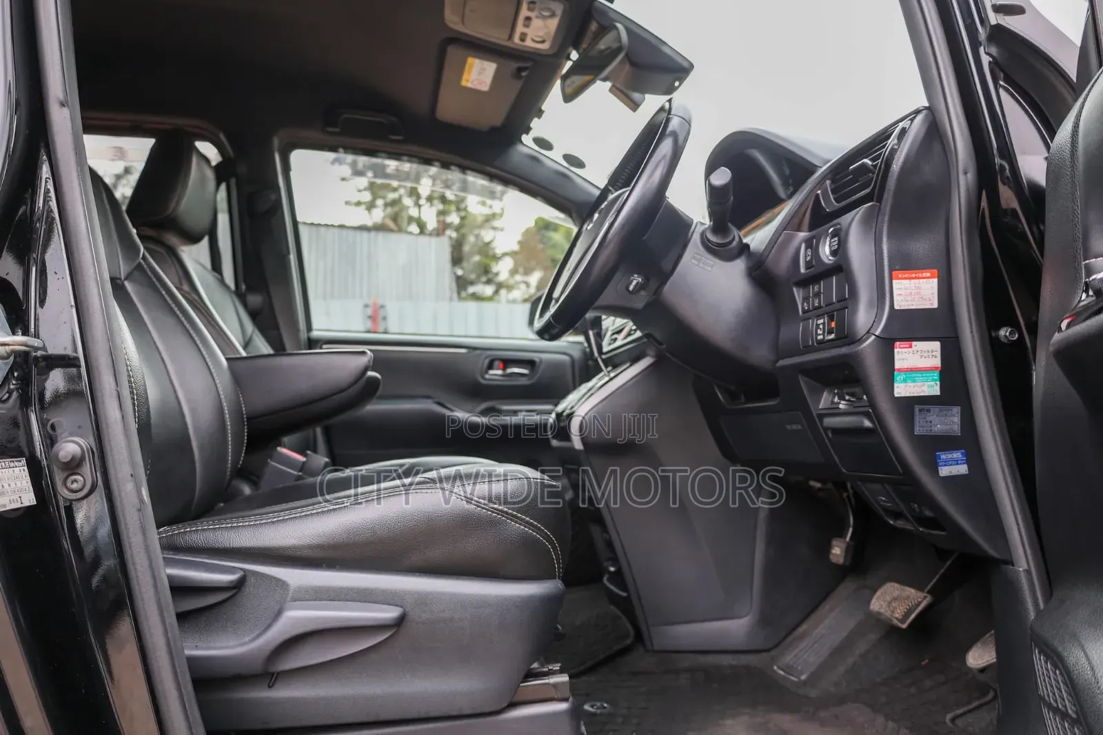 Toyota Esquire 2016 Black