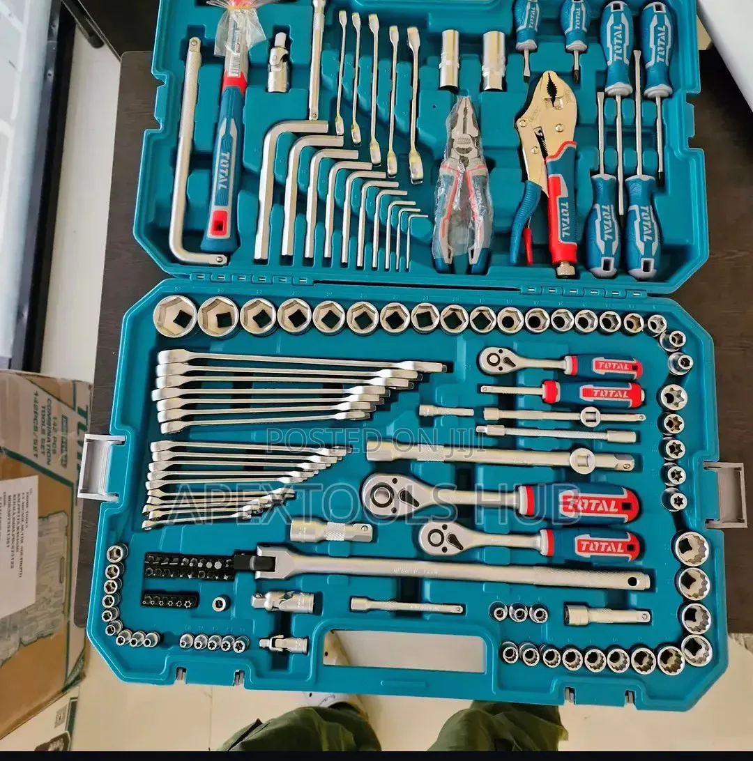 Total 142pc Combination Tool Set
