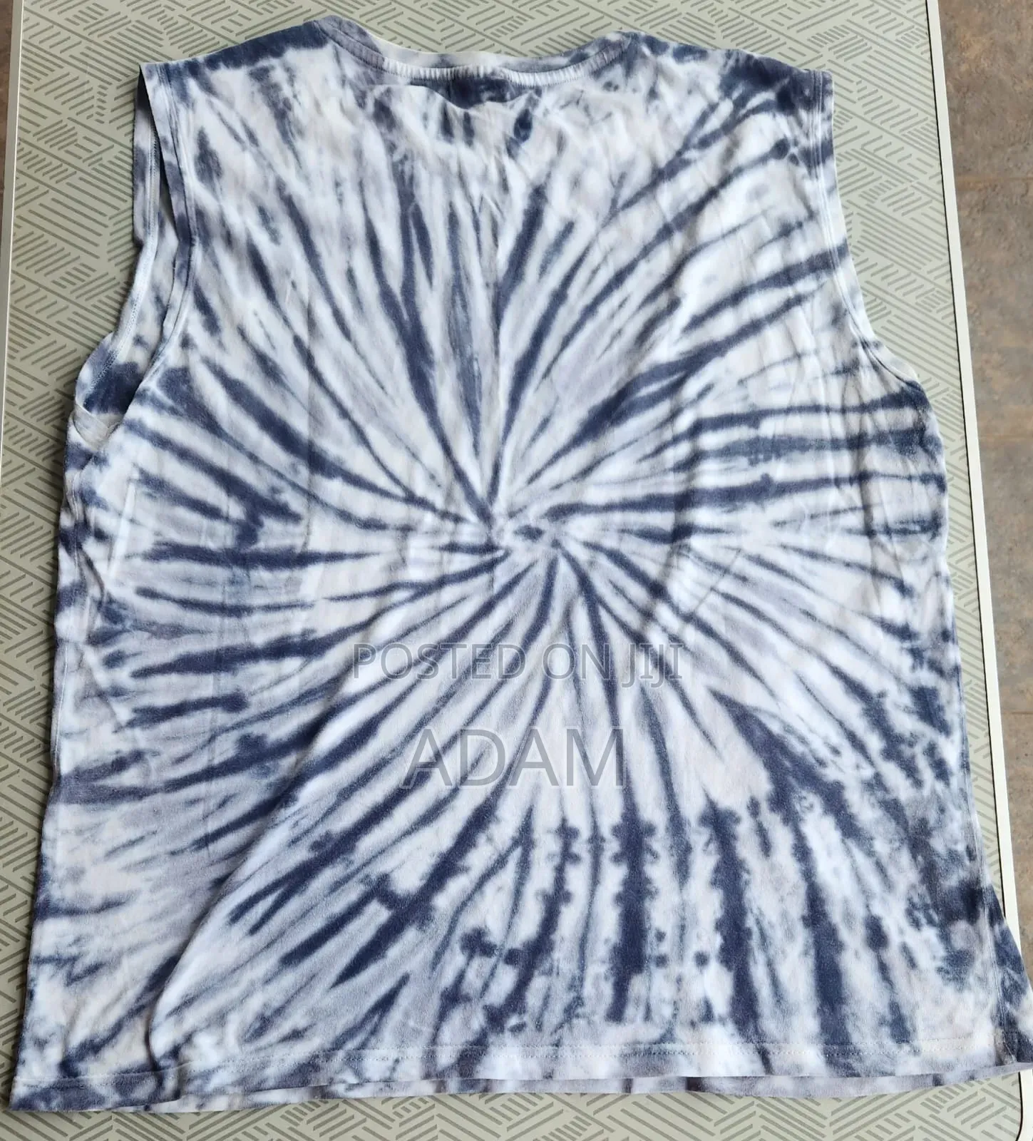 Stylish Black White Tie-Dye Sleeveless Tank Top