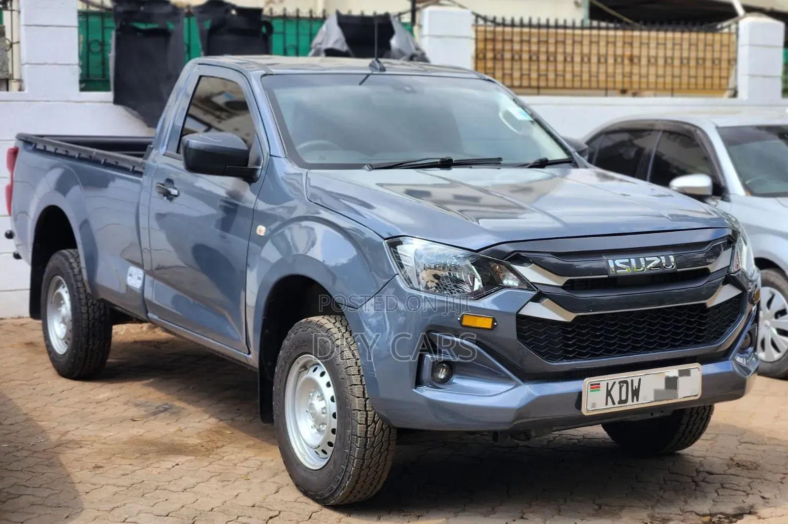 Isuzu D-MAX 2025 Gray