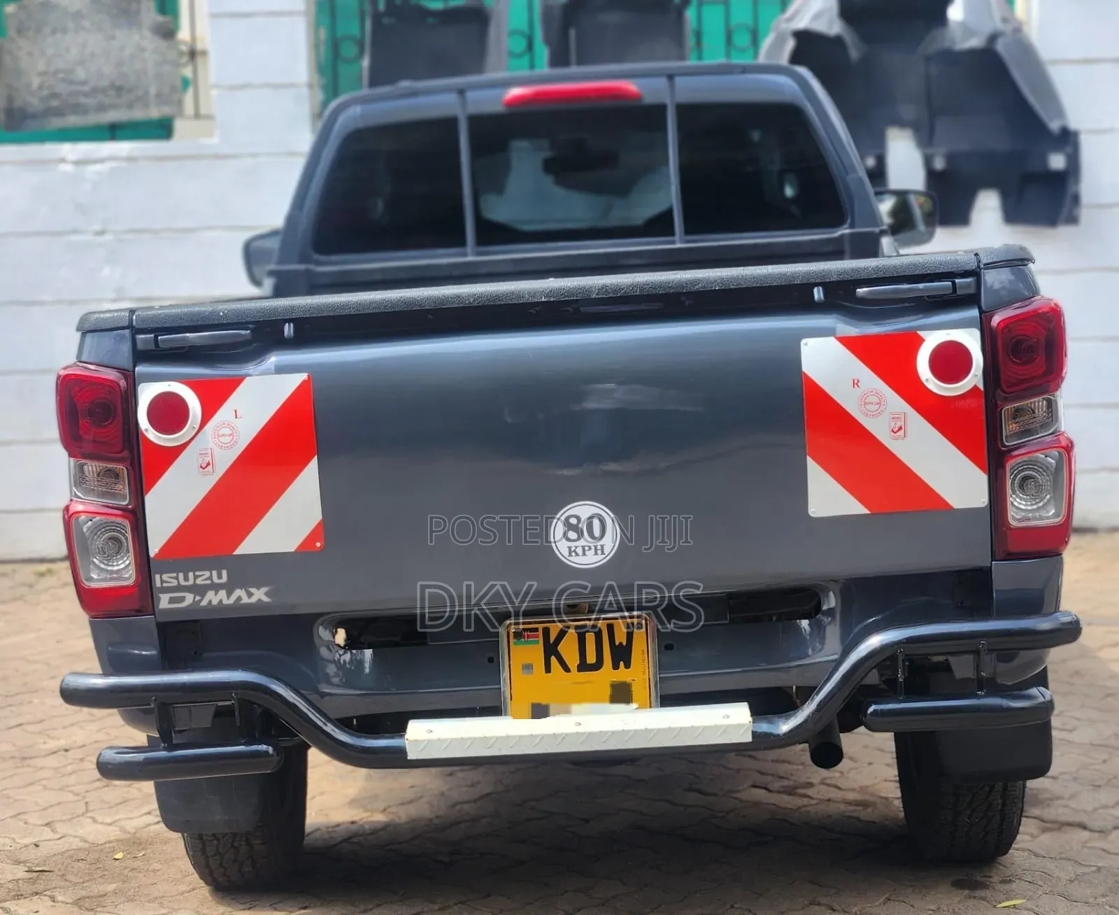 Isuzu D-MAX 2025 Gray