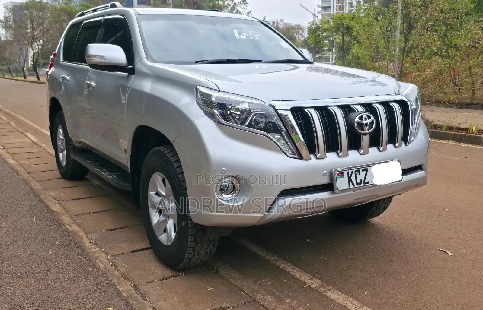 Toyota Land Cruiser Prado 3.0 TD 2012 Silver