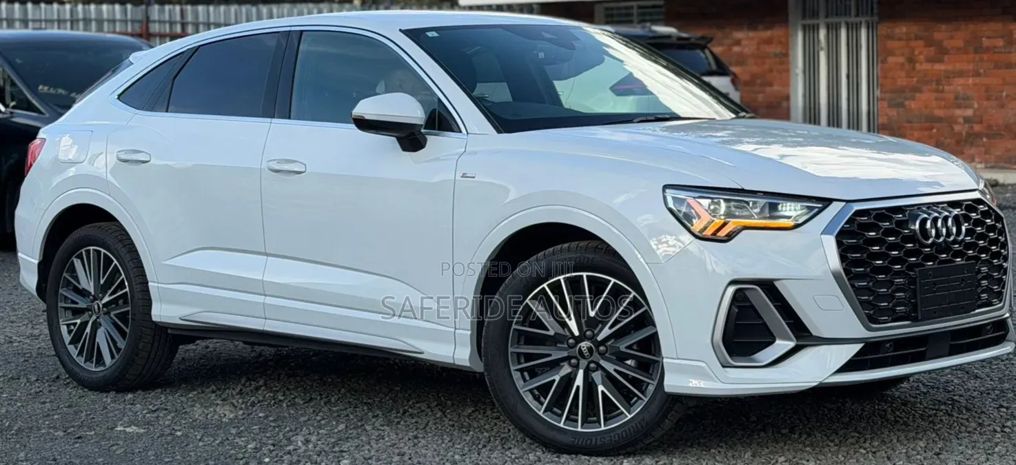 Audi Q3 35 TFSI S edition 2021 White