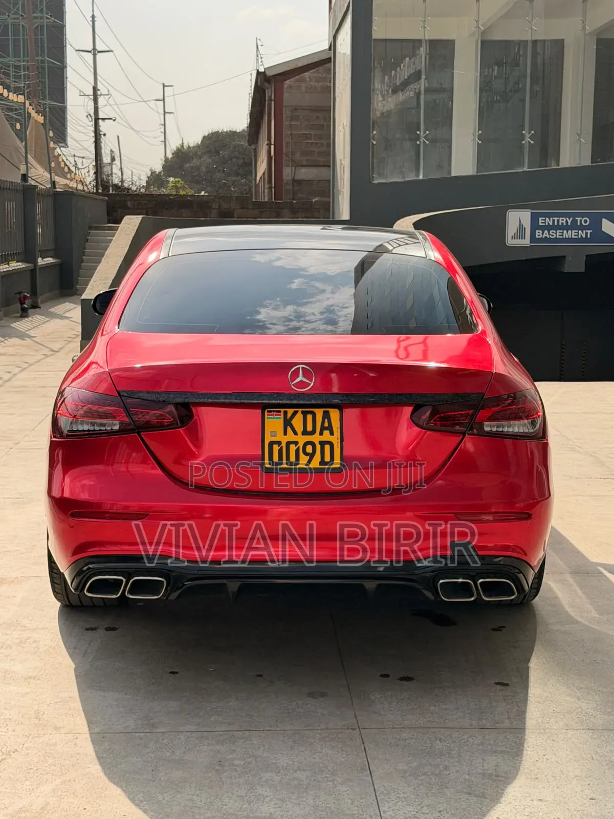 Mercedes-Benz E220 2016 Red