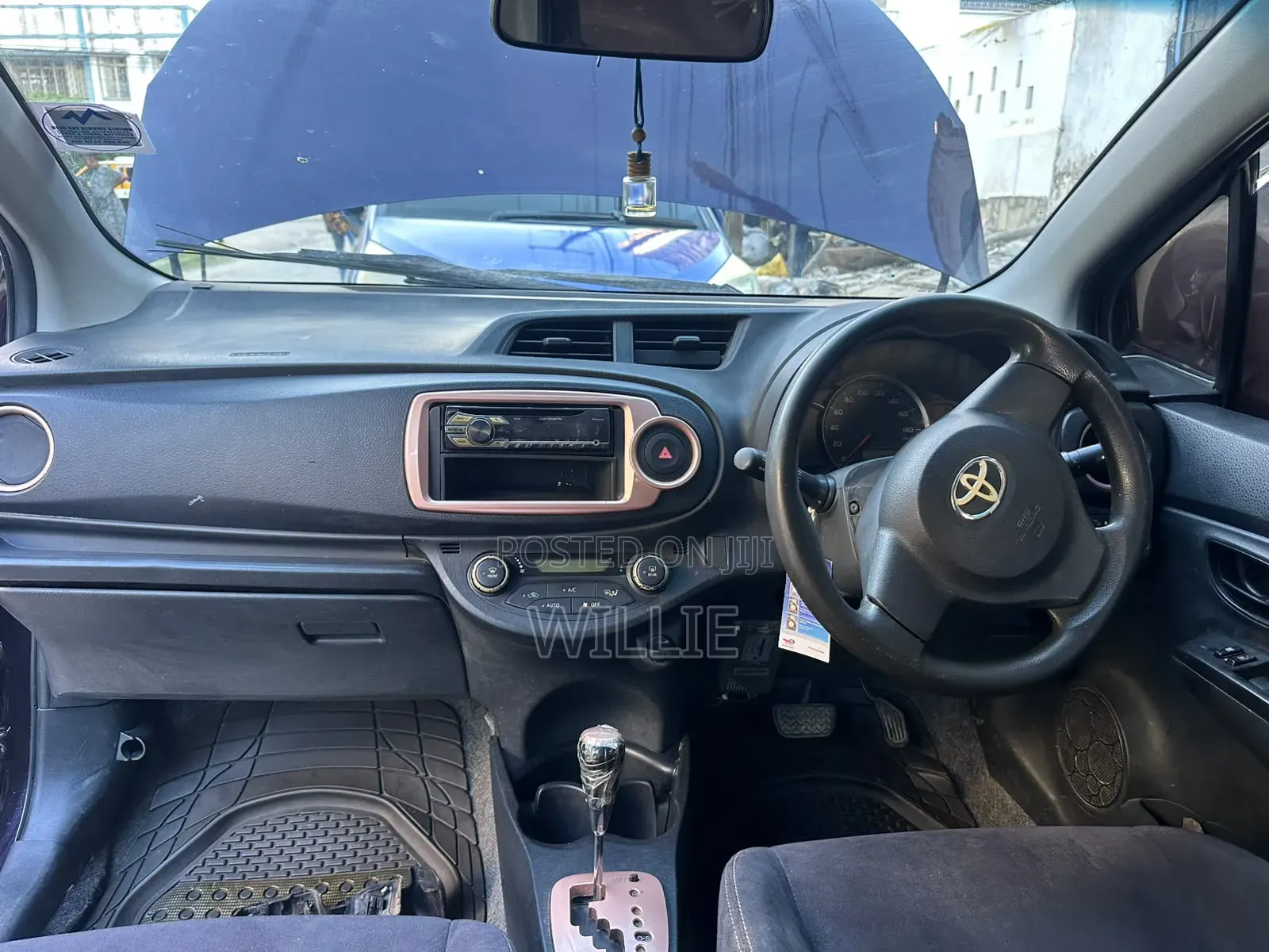 Toyota Vitz 2014 Black