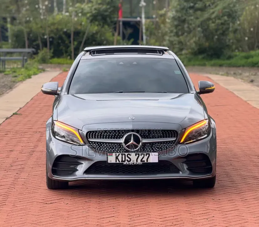 Mercedes-Benz C200 2019 Gray