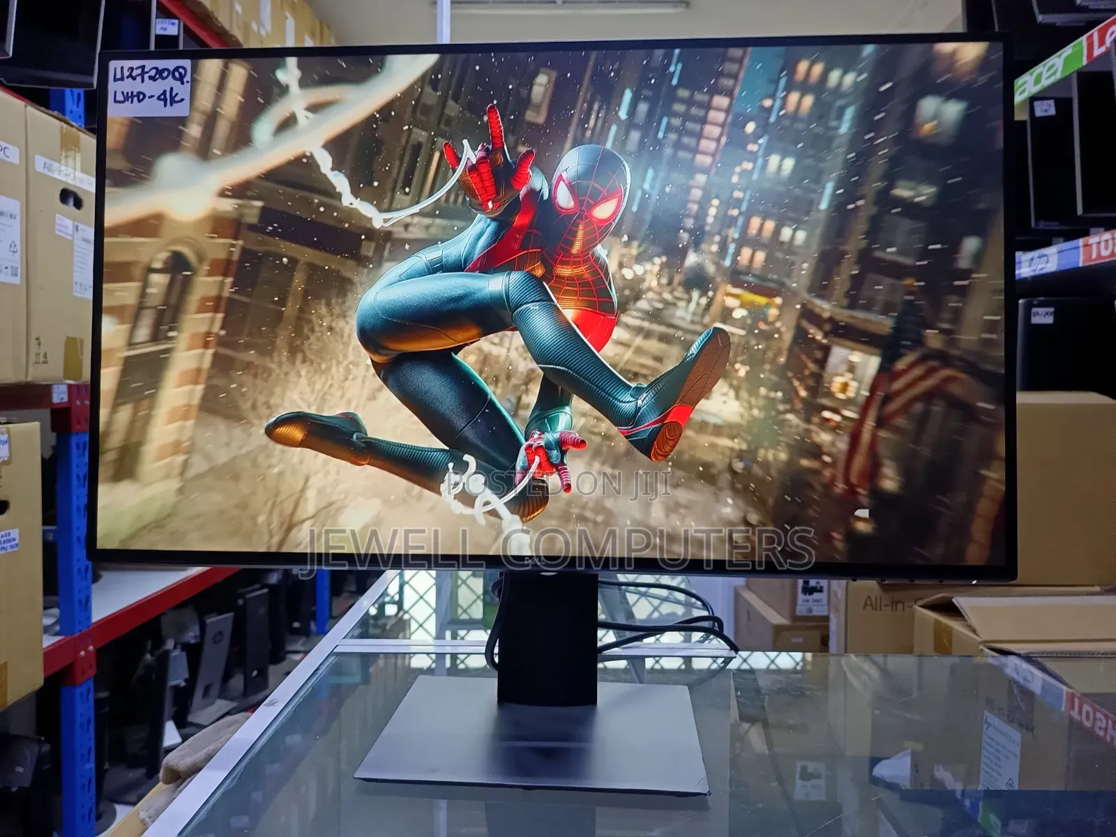 Dell UltraSharp U2720Q Display 27inch IPS Monitor USB-C Port