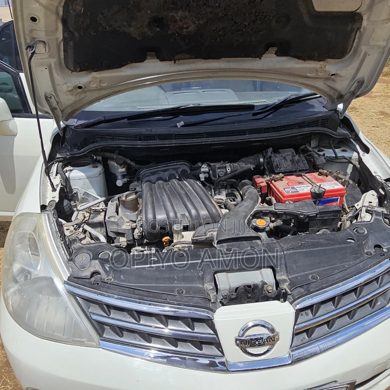 Nissan Tiida 2011 White