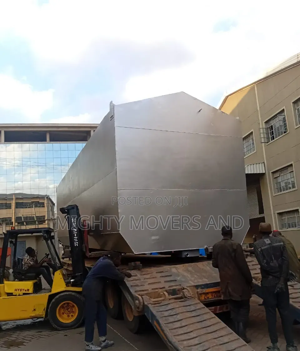 Reliable Heavy Lifting Transport Services-Forklift