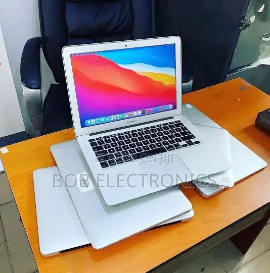 Laptop Apple MacBook Air 2014 4GB Intel Core i5 SSD 256GB