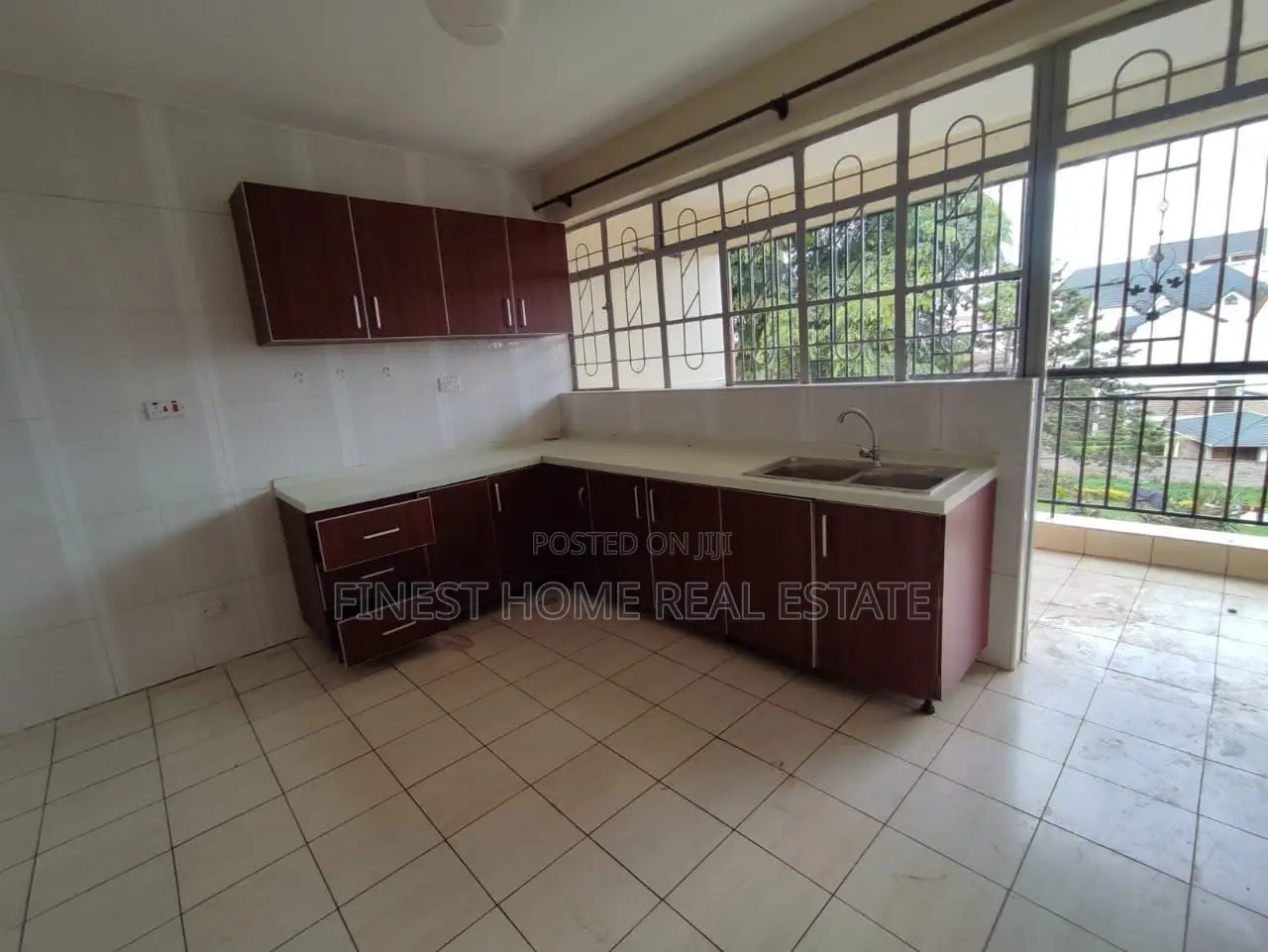2bdrm Apartment in Vanga Court, Lavington for sale