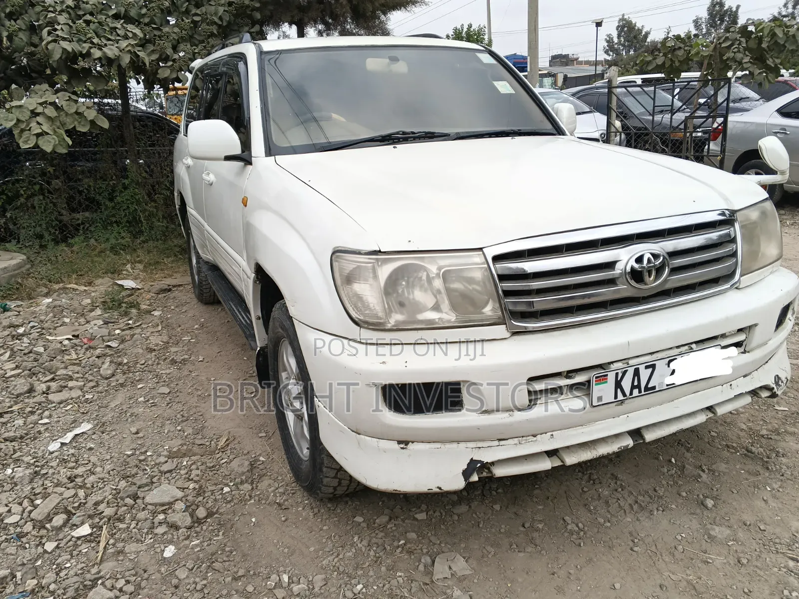 Toyota Land Cruiser 2006 White
