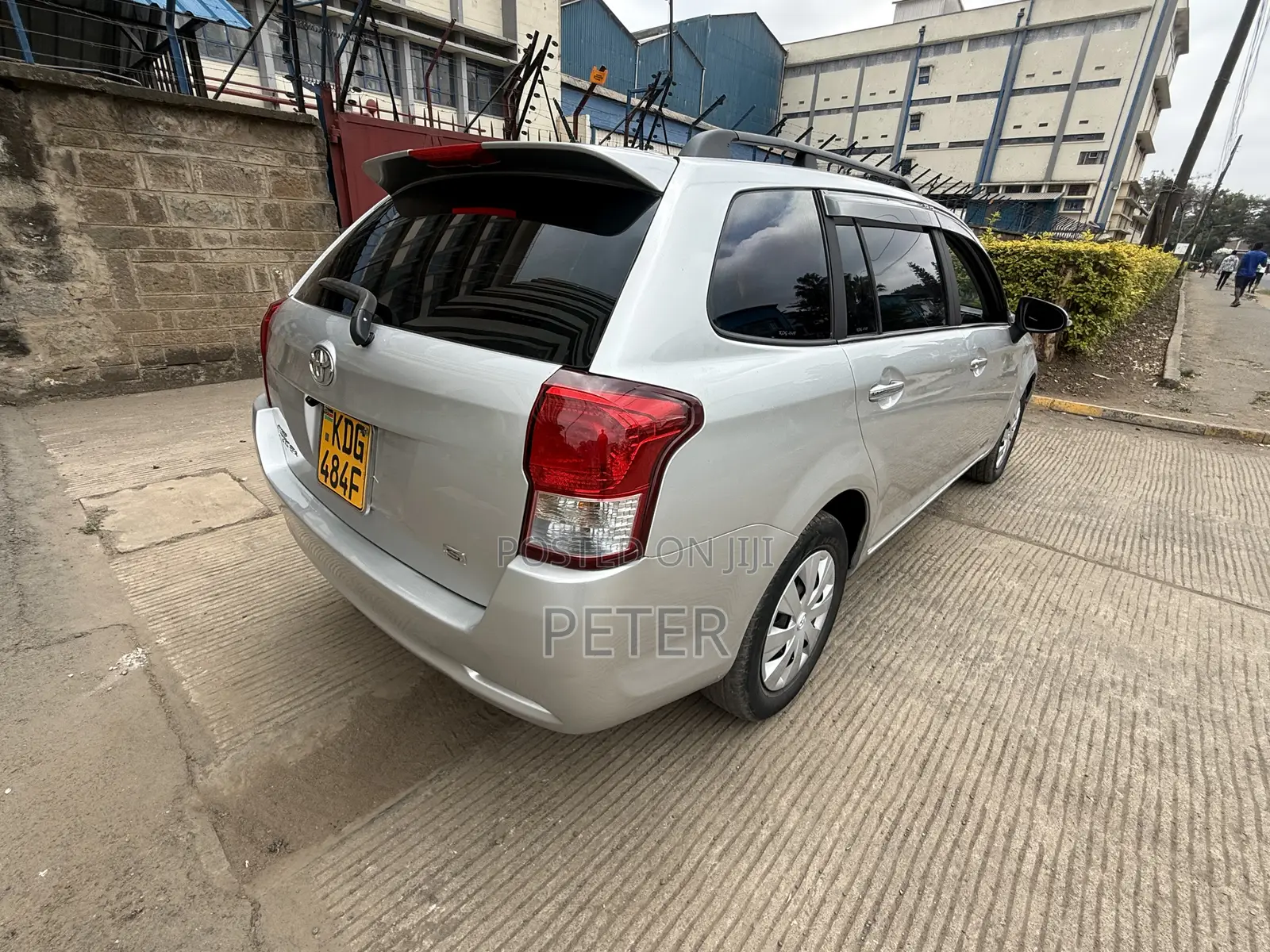 Toyota Corolla Fielder 2014 Silver