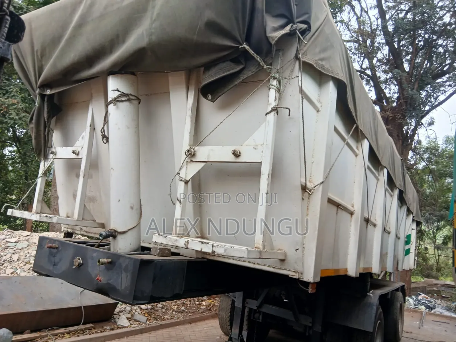 ZJ Tipping Trailer Still New