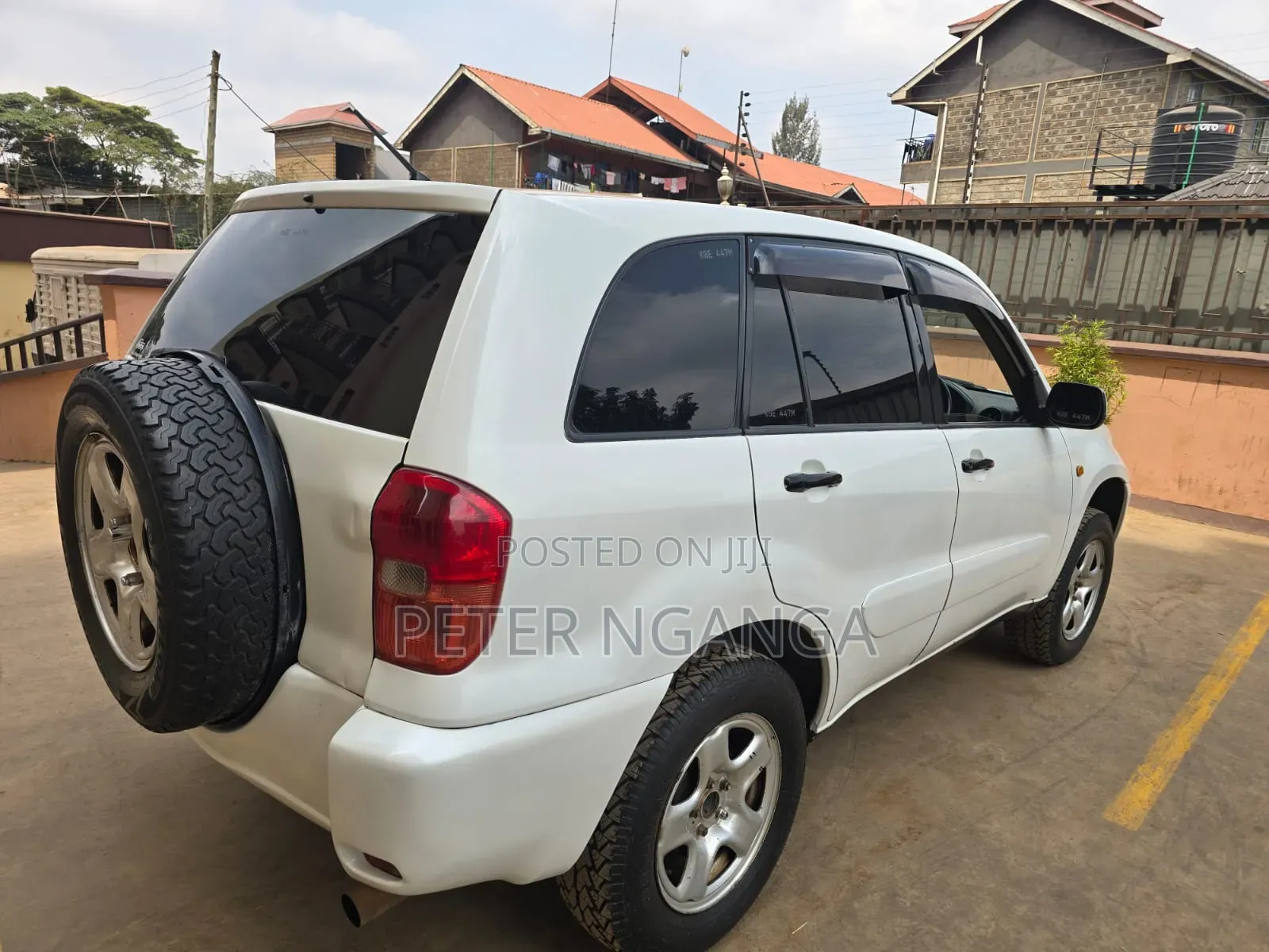 Toyota RAV4 2001 White