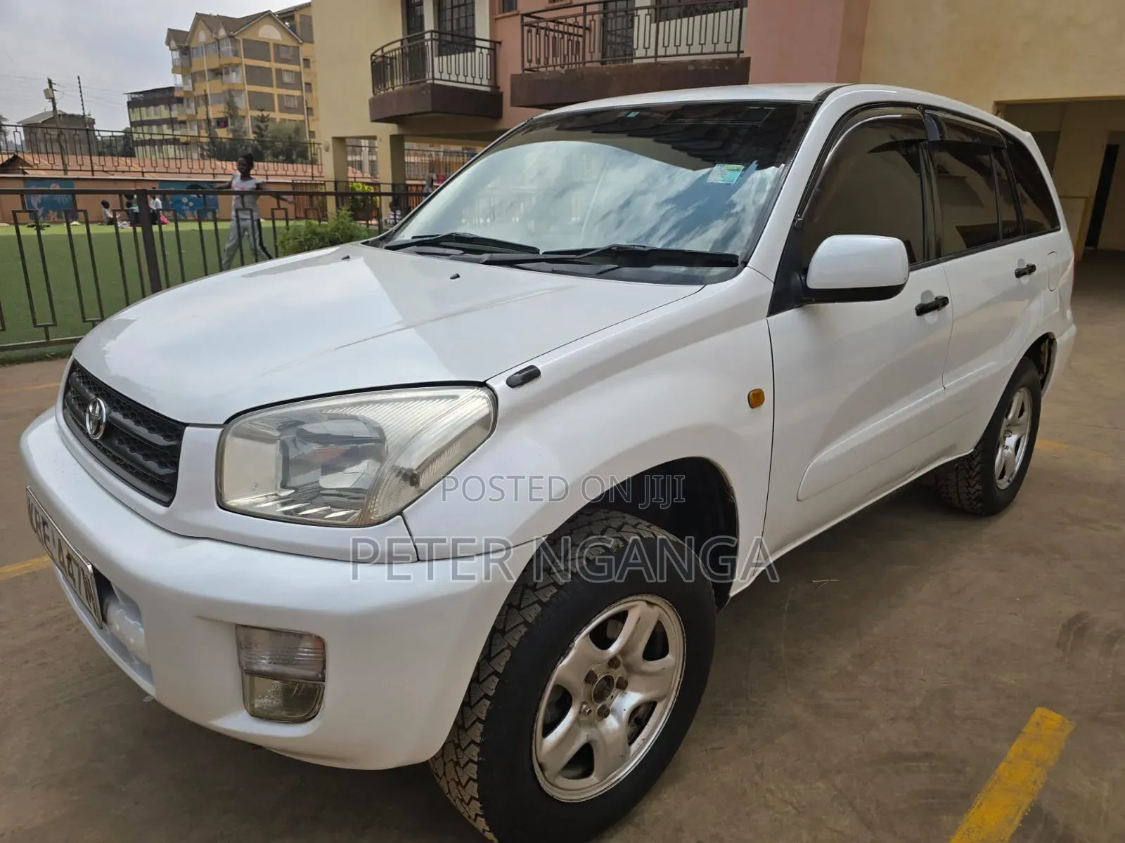 Toyota RAV4 2001 White