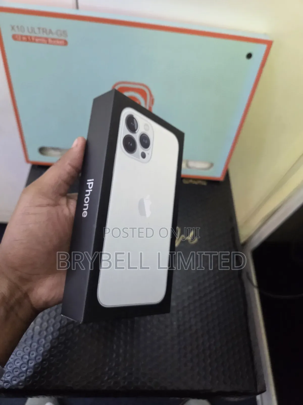 New Apple iPhone 13 Pro Max 256 GB Silver