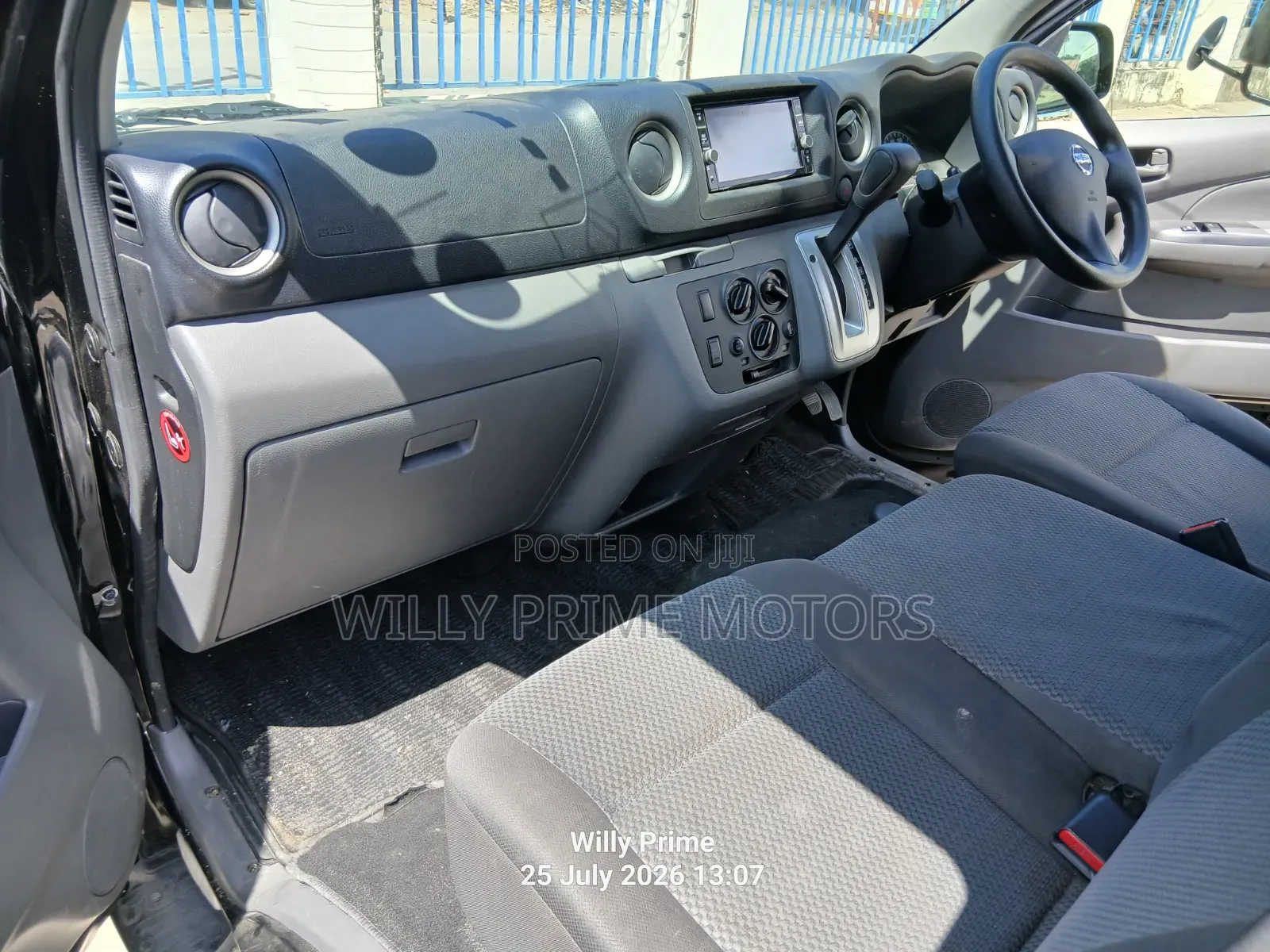 Nissan Caravan (Urvan) 2019 Black