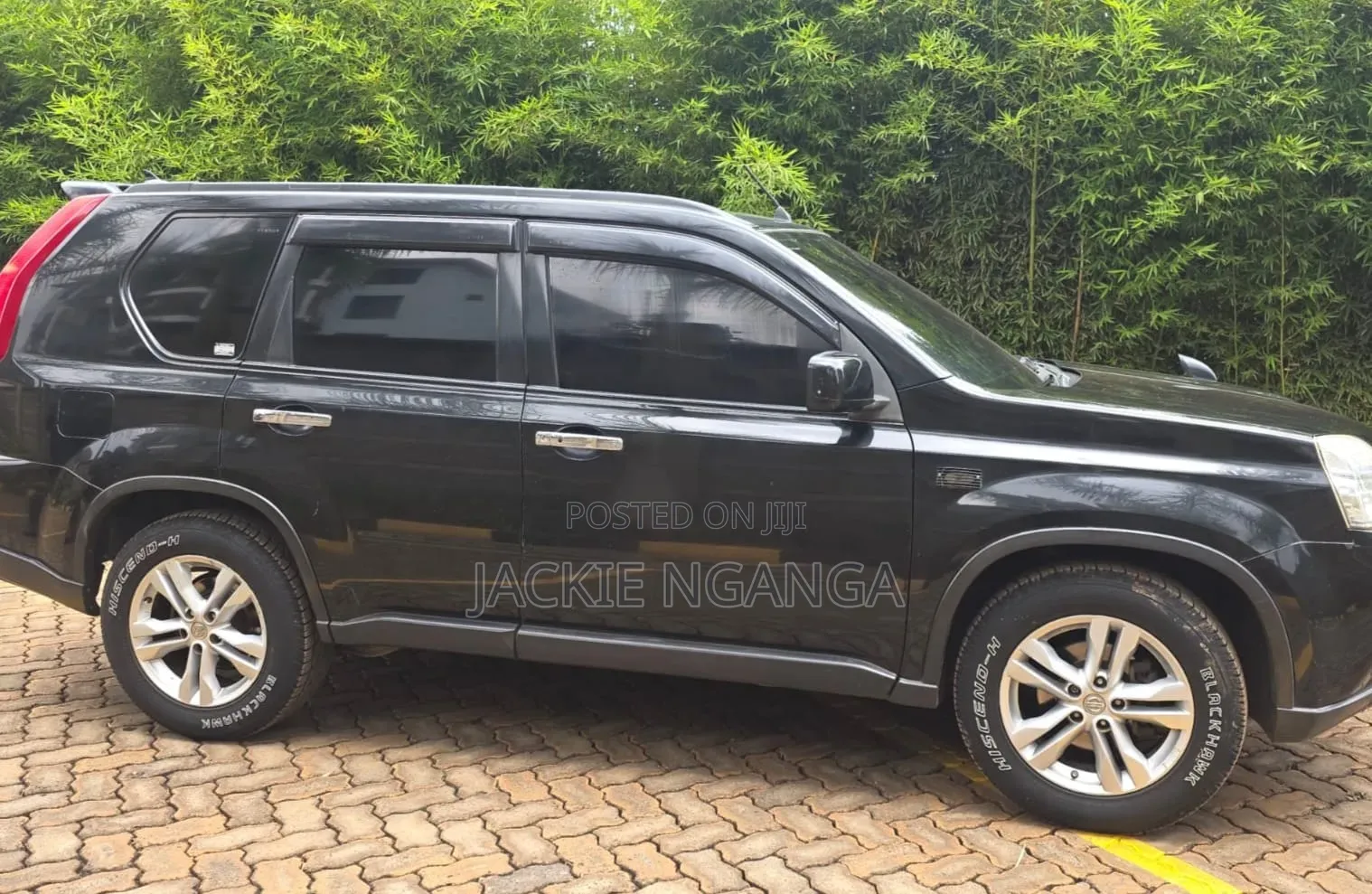 Nissan X-Trail 2012 Black