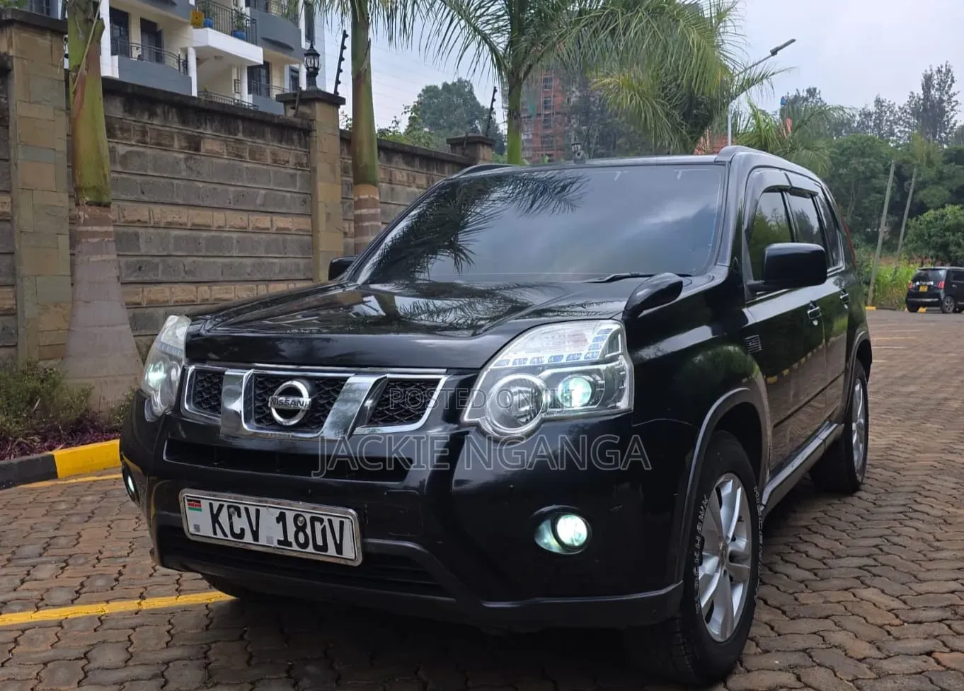 Nissan X-Trail 2012 Black