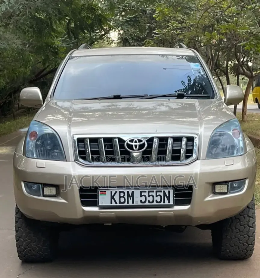 Toyota Land Cruiser Prado 2005 Gold