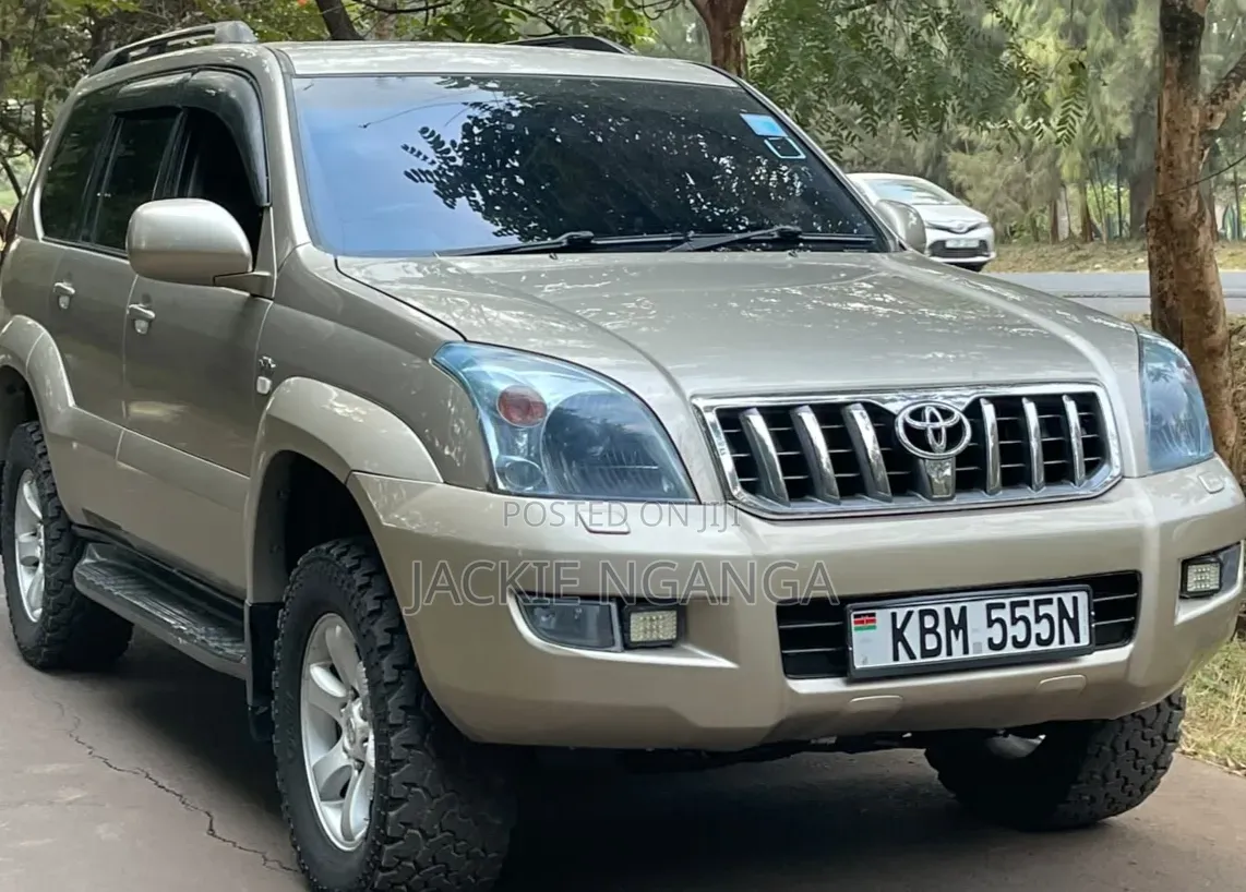 Toyota Land Cruiser Prado 2005 Gold