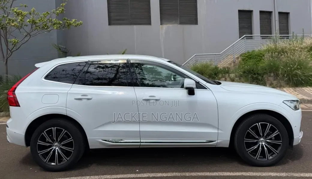 Volvo XC60 2018 White