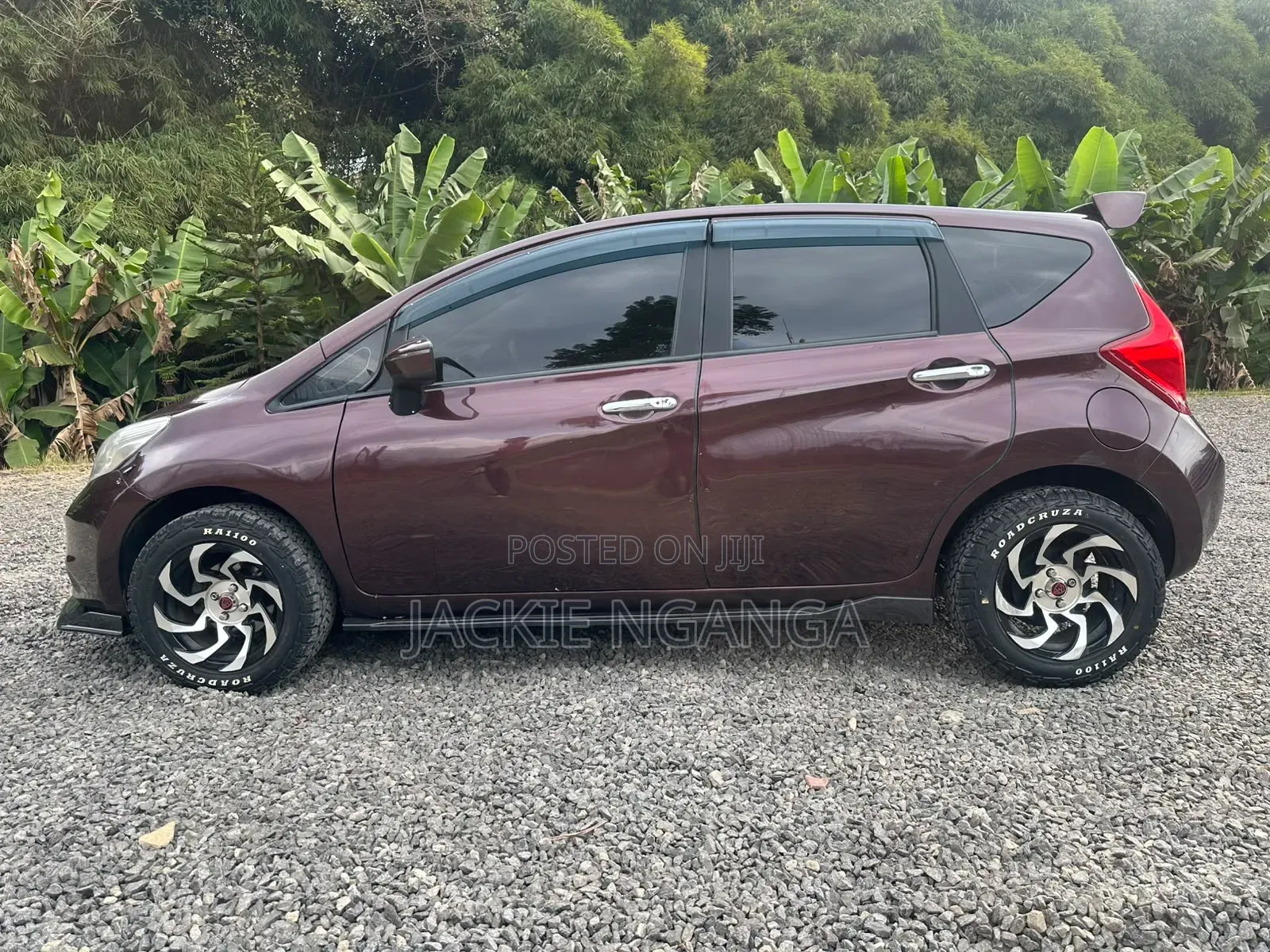 Nissan Note 2015 Maroon