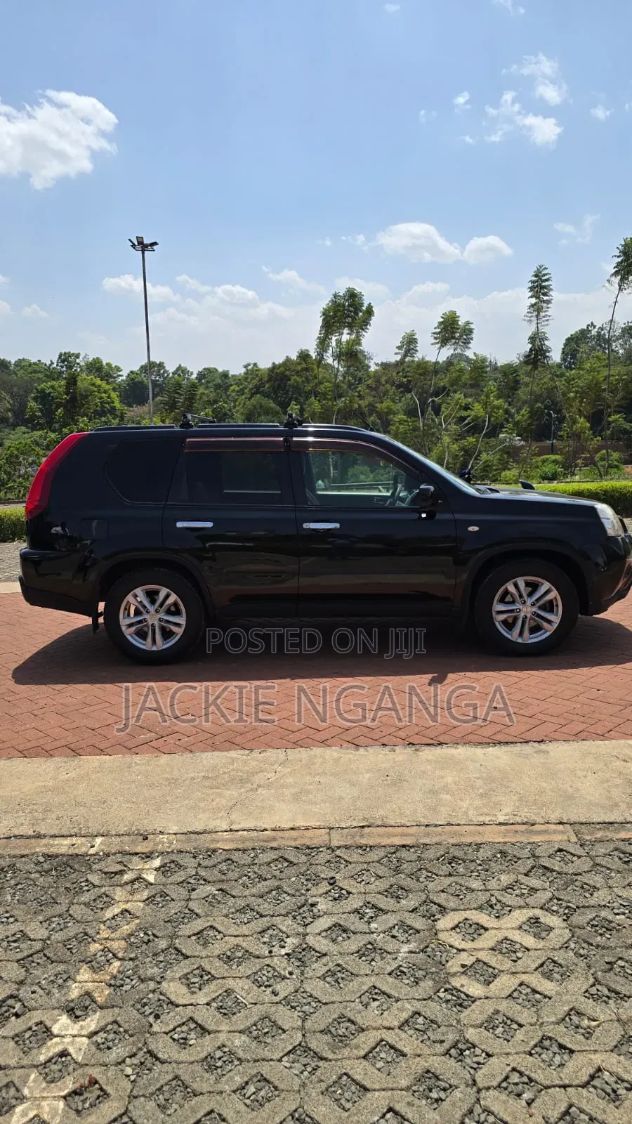 Nissan X-Trail 2012 Black