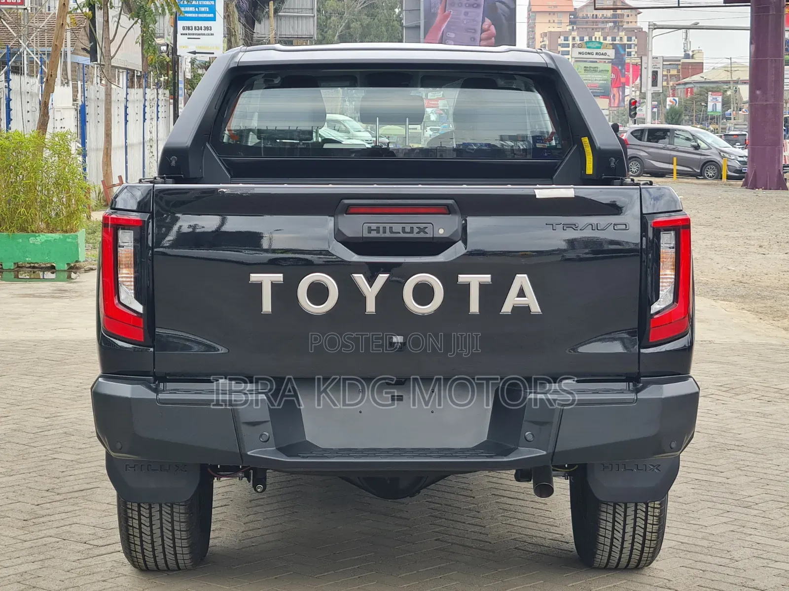 New Toyota Hilux 2026 Black