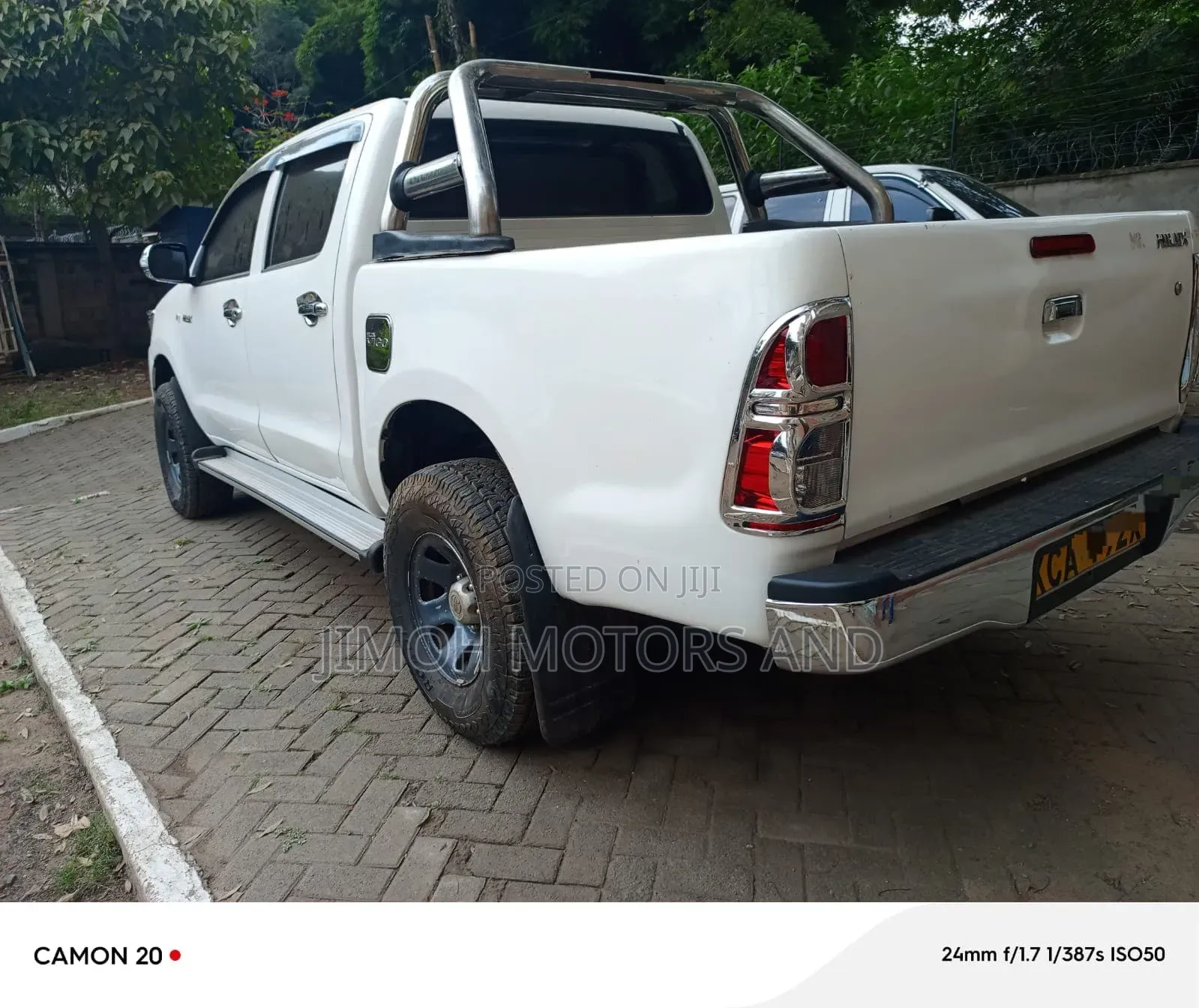 Toyota Hilux 2008 White