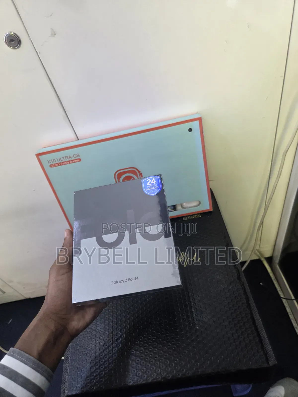 New Samsung Galaxy Z Fold4 256 GB Blue