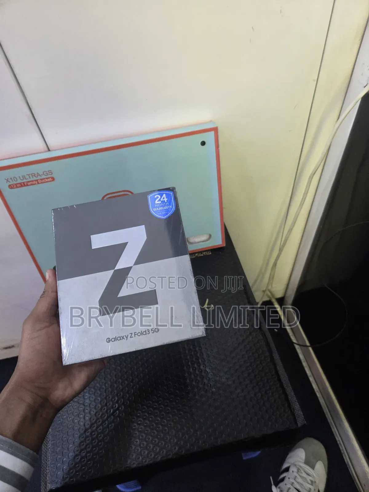 New Samsung Galaxy Z Fold3 5G 256 GB Black