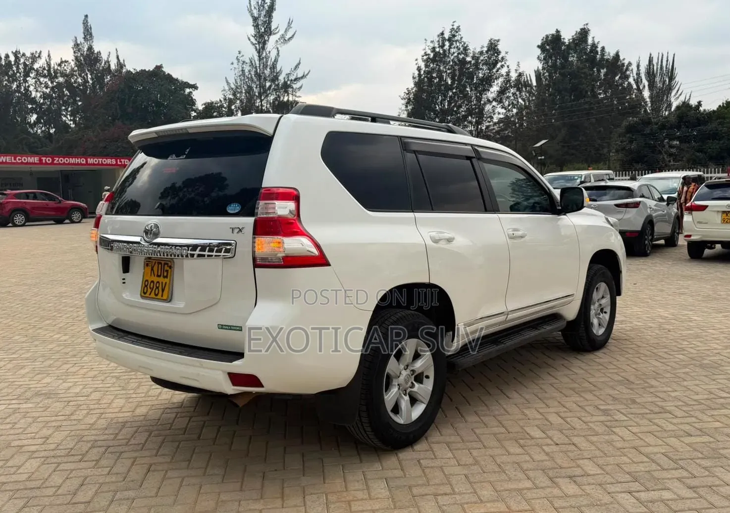 Toyota Land Cruiser 2016 Off white