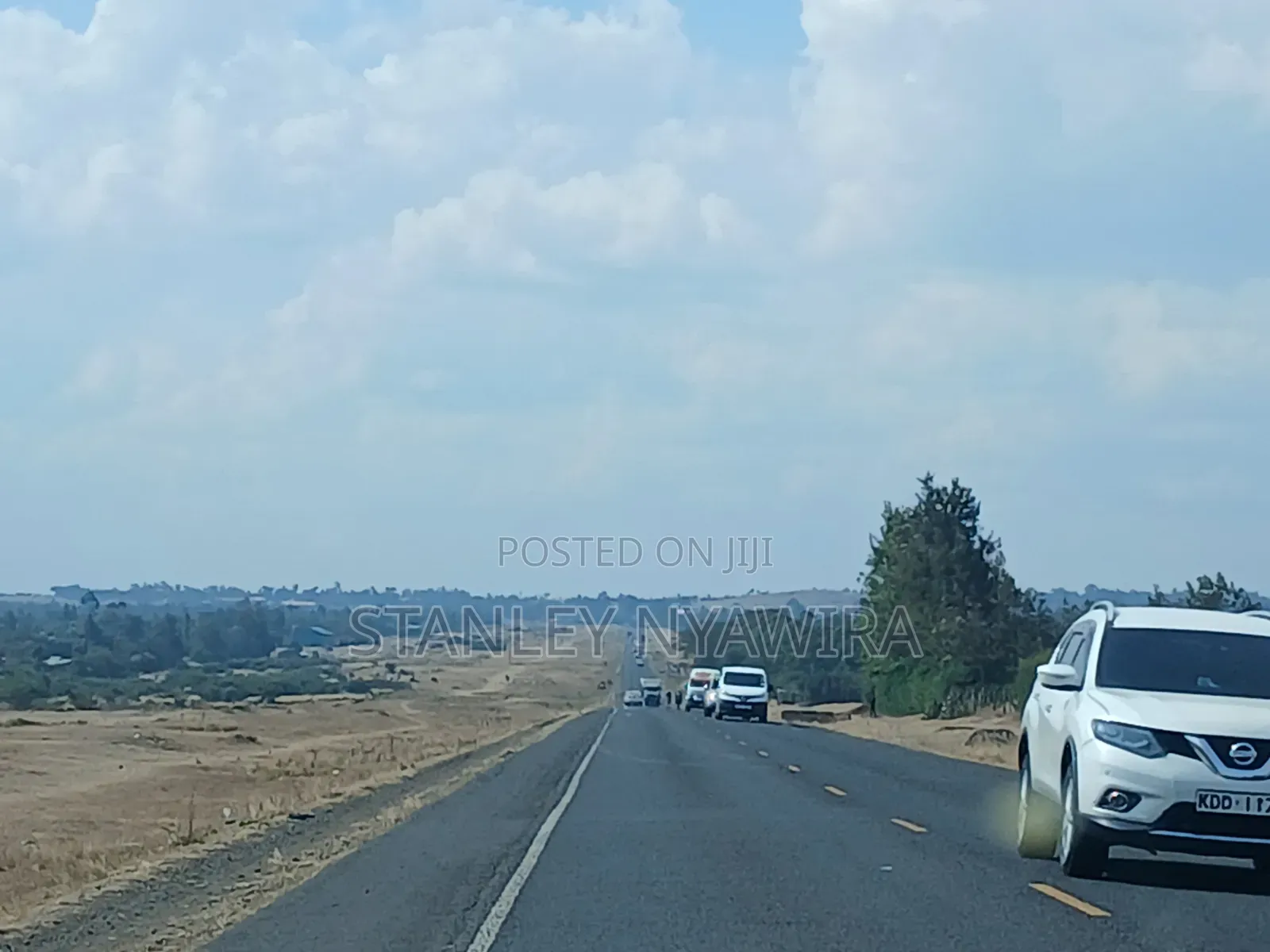 3 Acreas Touching Nanyuki Nyeri Highway