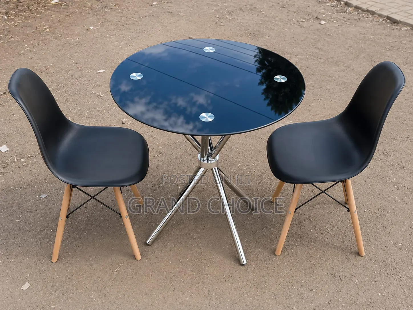 Modern Round Glass Dining Table Set With 2 Eames Black Chair
