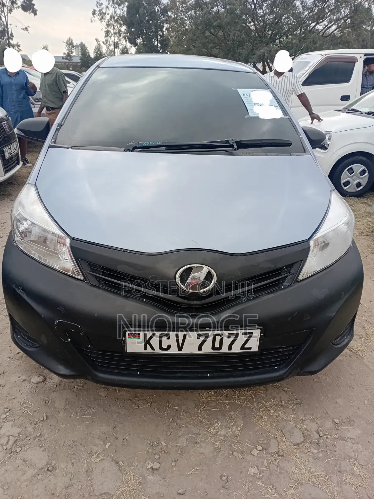 Toyota Vitz 2013 Blue
