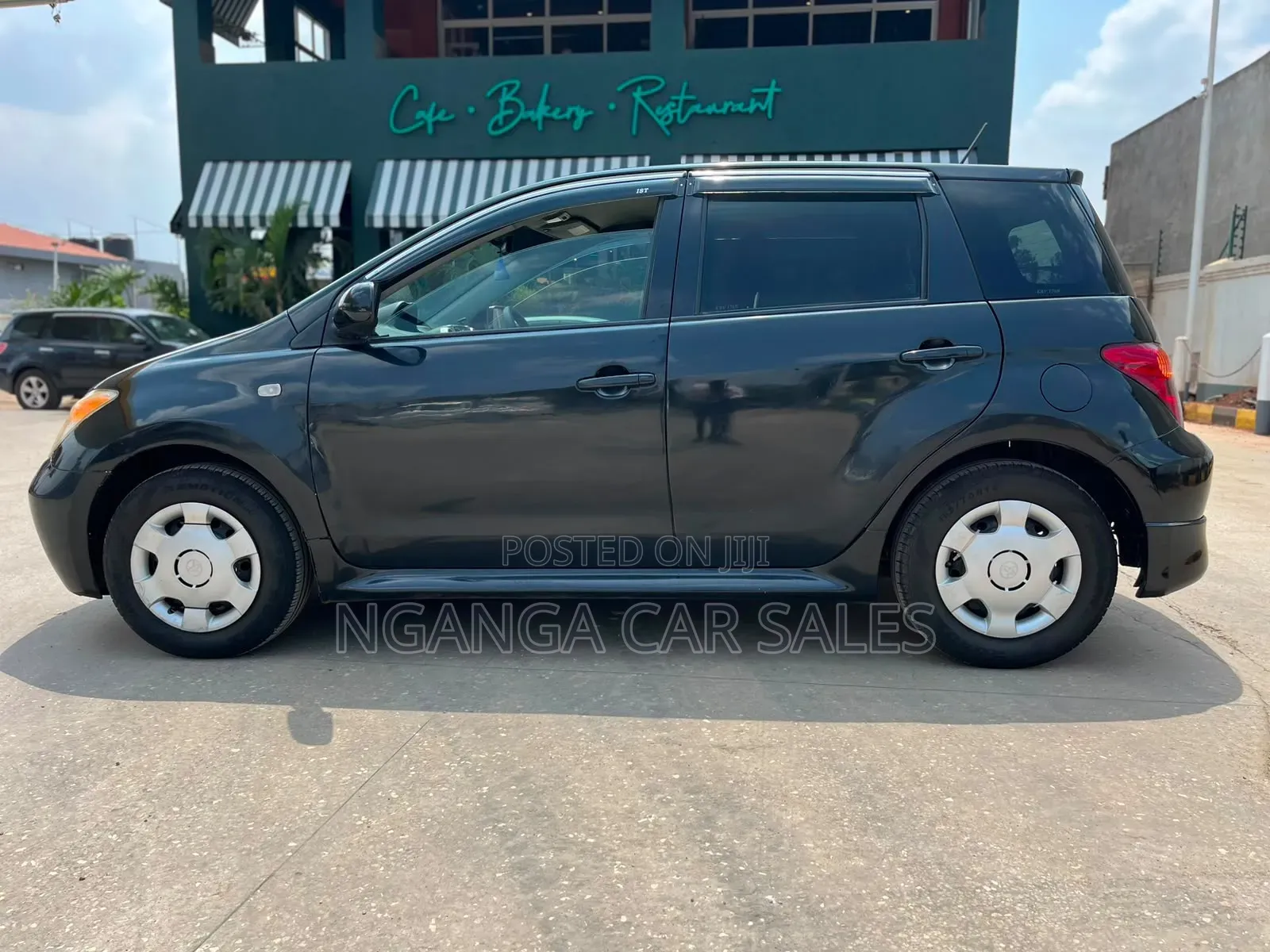 Toyota IST 2006 Black