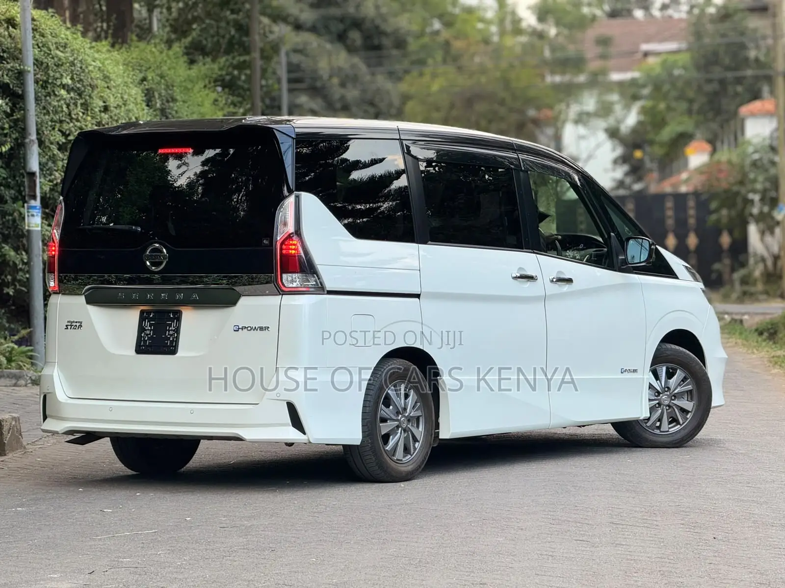 Nissan Serena 2019 White
