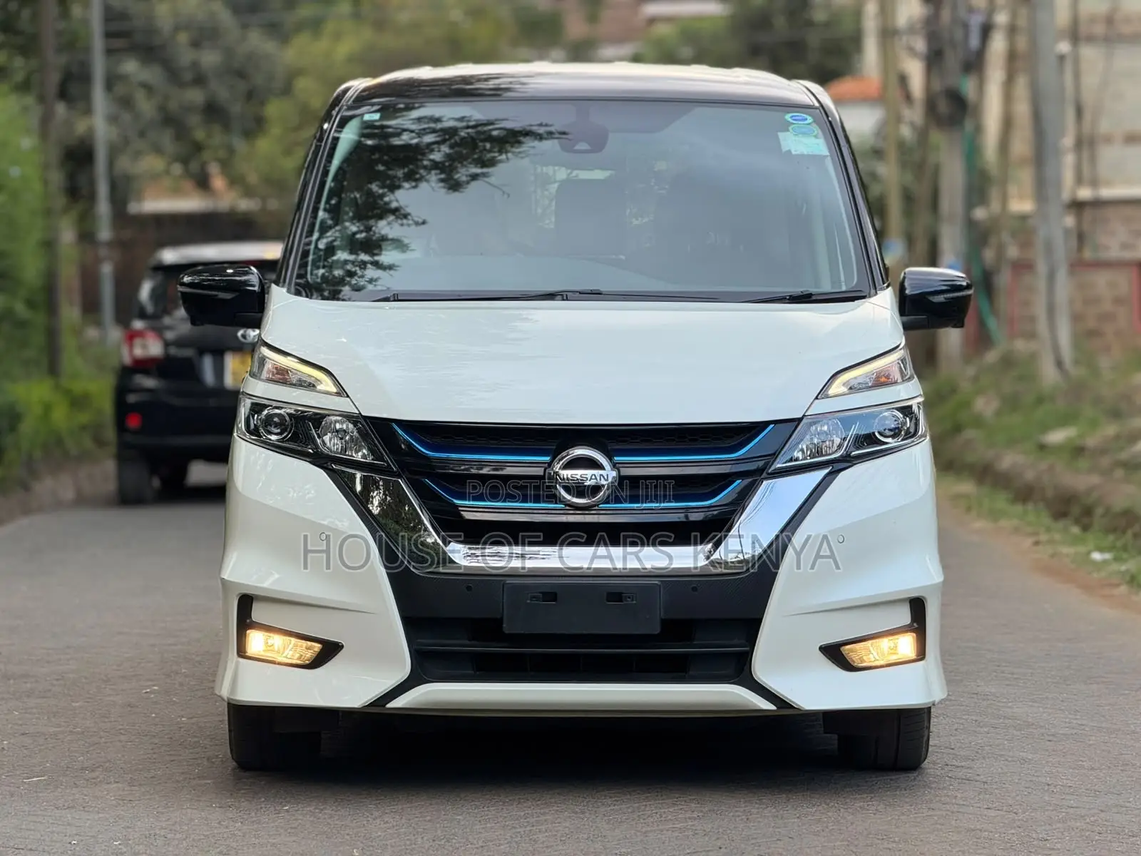 Nissan Serena 2019 White