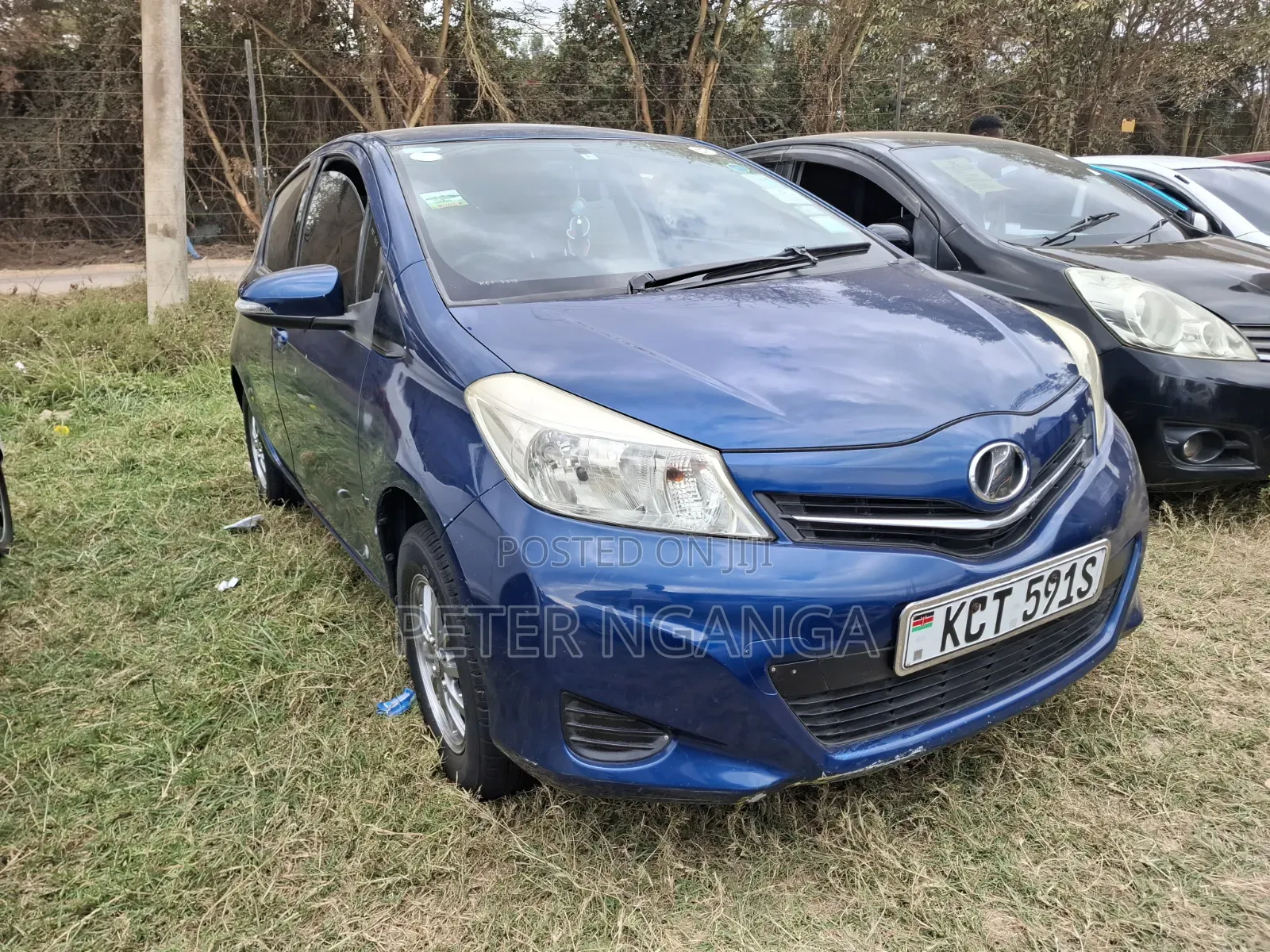 Toyota Vitz 2011 Blue
