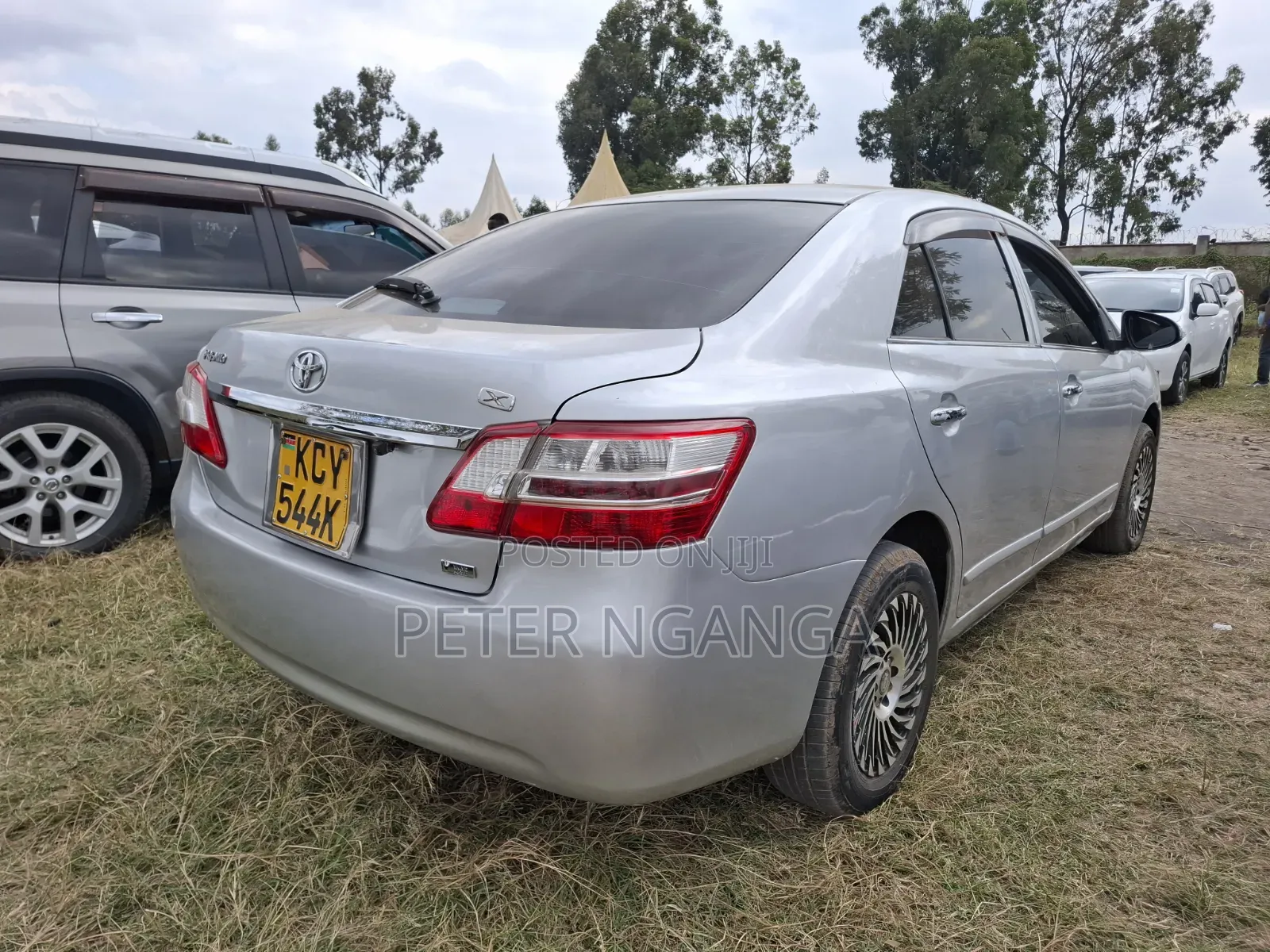 Toyota Premio 2014 Silver