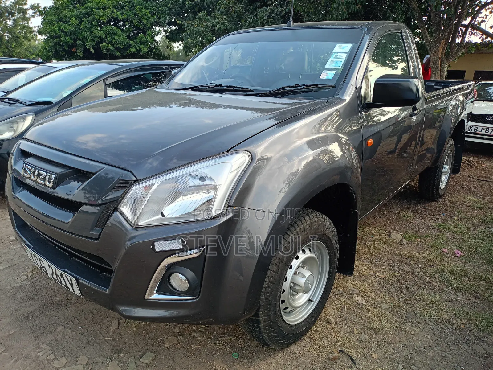 Isuzu D-MAX 2017 Gray